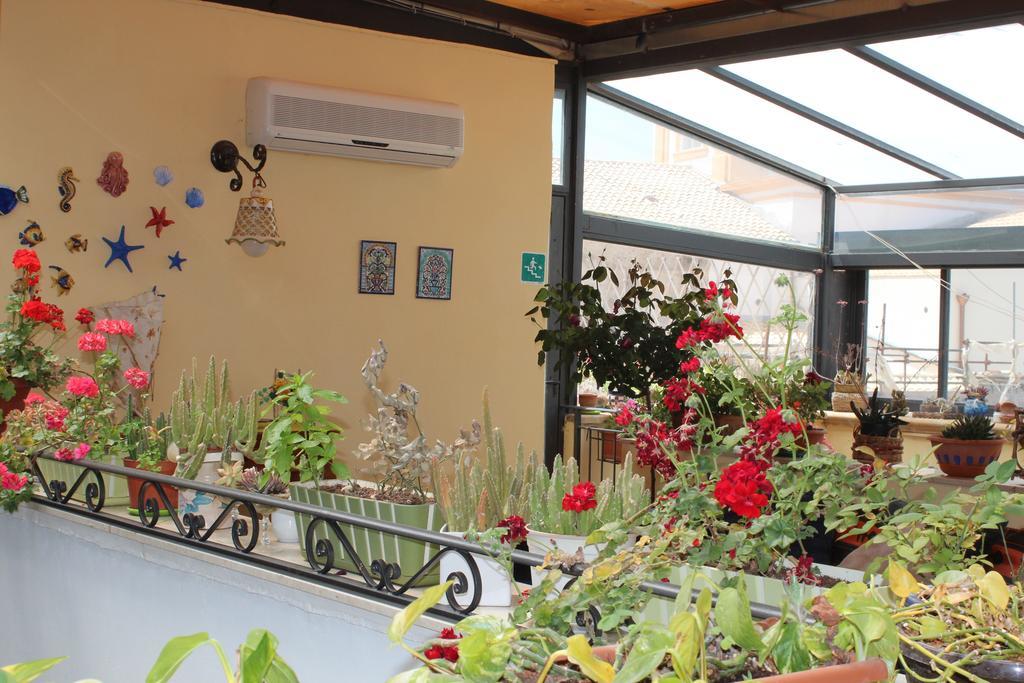 Hotel Residence Le Chiavi Di San Francesco Trapani Kültér fotó